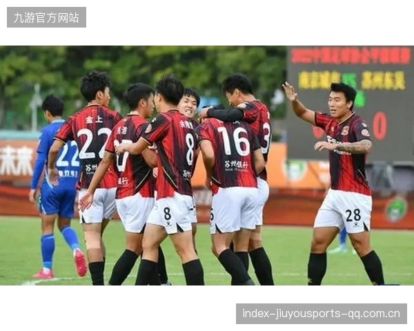 陕西联合主场对苏州东吴:传承与创新的精彩对决,让足球精神在两地交汇 陕西联合主场对苏州东吴:传承与创新的精彩对决,让足球精神在两地交汇
